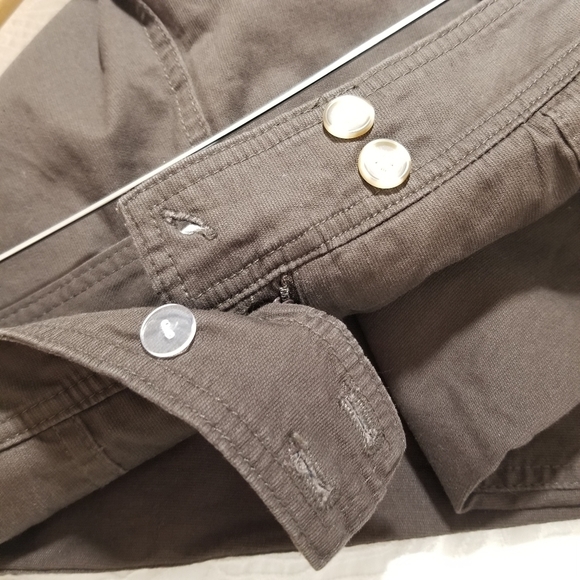 NWT Cleo Brown Capris Size 16 - Picture 4 of 10